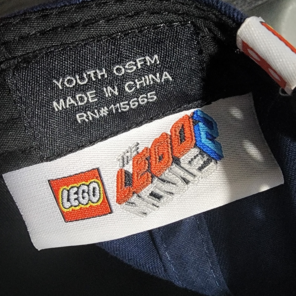 Lego hat - Picture 5 of 5
